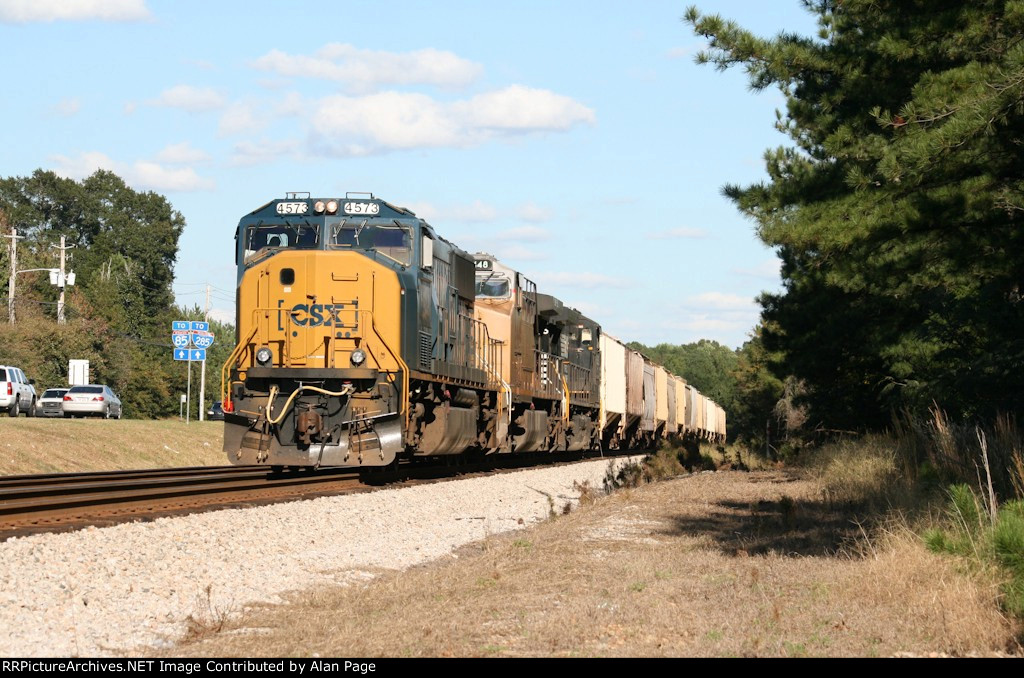 CSX SD70 AC 4573 waits for green in a CSX, UP, and NS mix